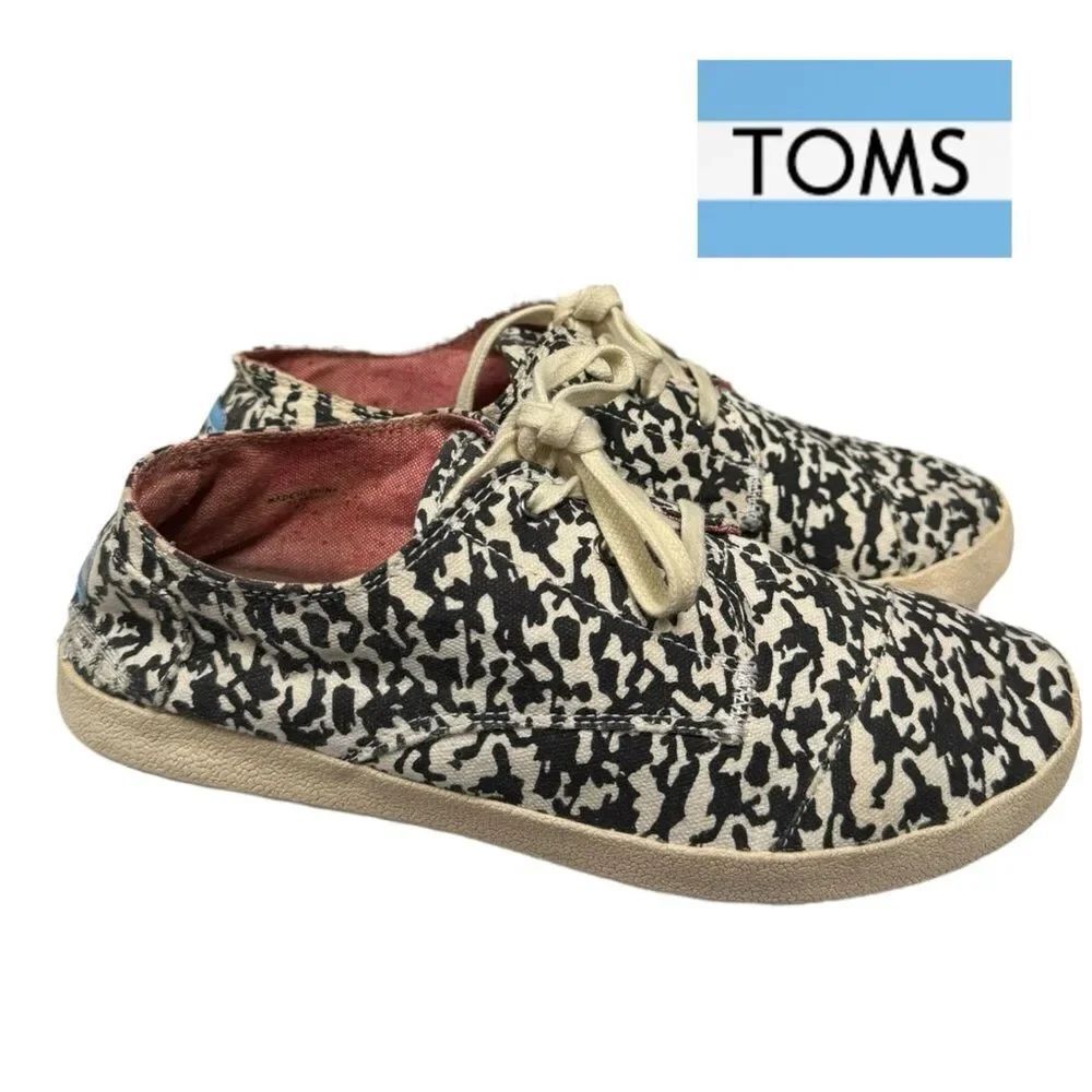 TOMS Animal Print Women's Lace-up Sneakers 8
